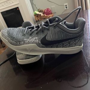 Nike mamba rage dark gray